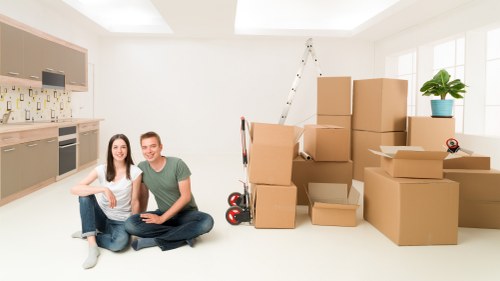 Navigating stairs and access during a flat move